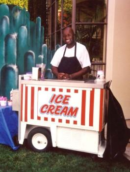 Ice Cream Cart smile 265x350 - Food Carts