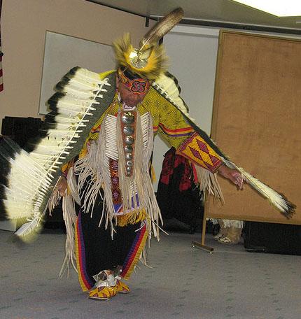 native2 - Native American Dancers
